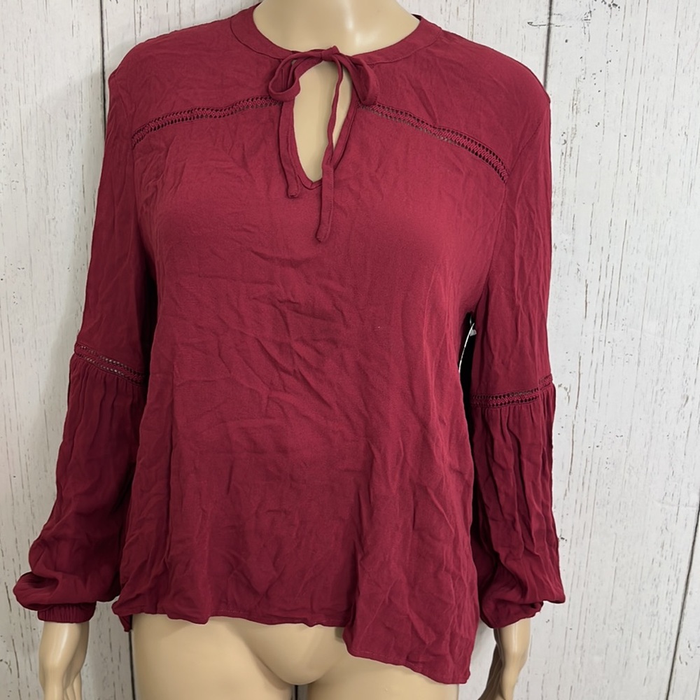 NWT Jack by BB Dakota Forest Berry 100% Rayon Long Sleeves Top Size Small